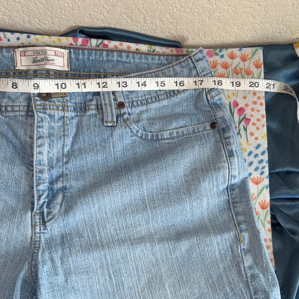 Levi Strauss signature Blue Jean Shorts Sz 14 - Picture 10 of 13